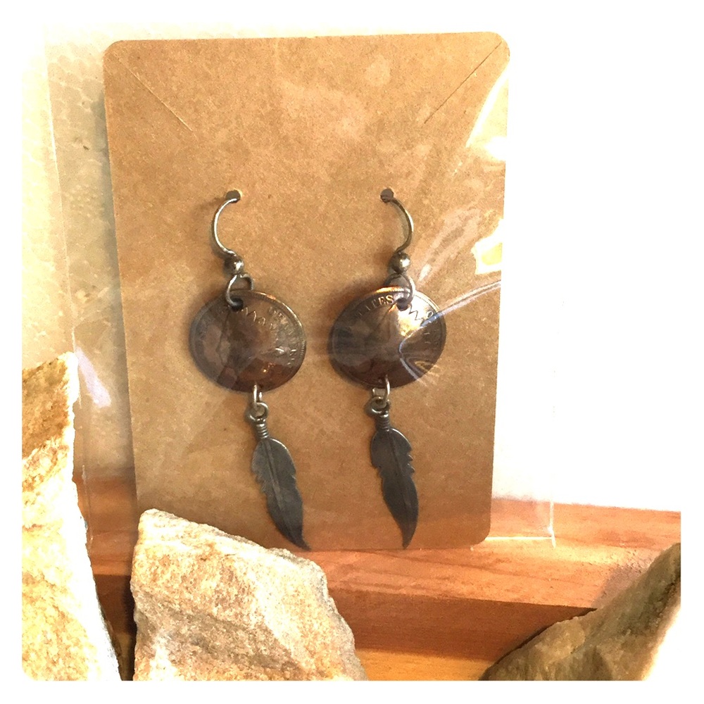 Pierced dangle earrings 1904 Indian head penny